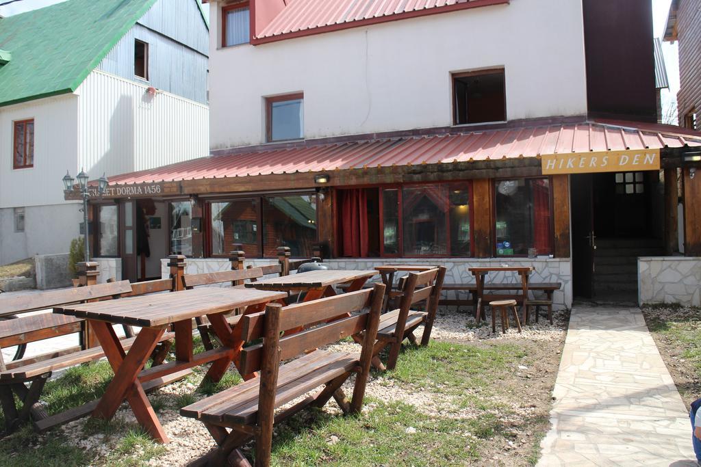 Hostel Hikers Den Žabljak Exterior foto