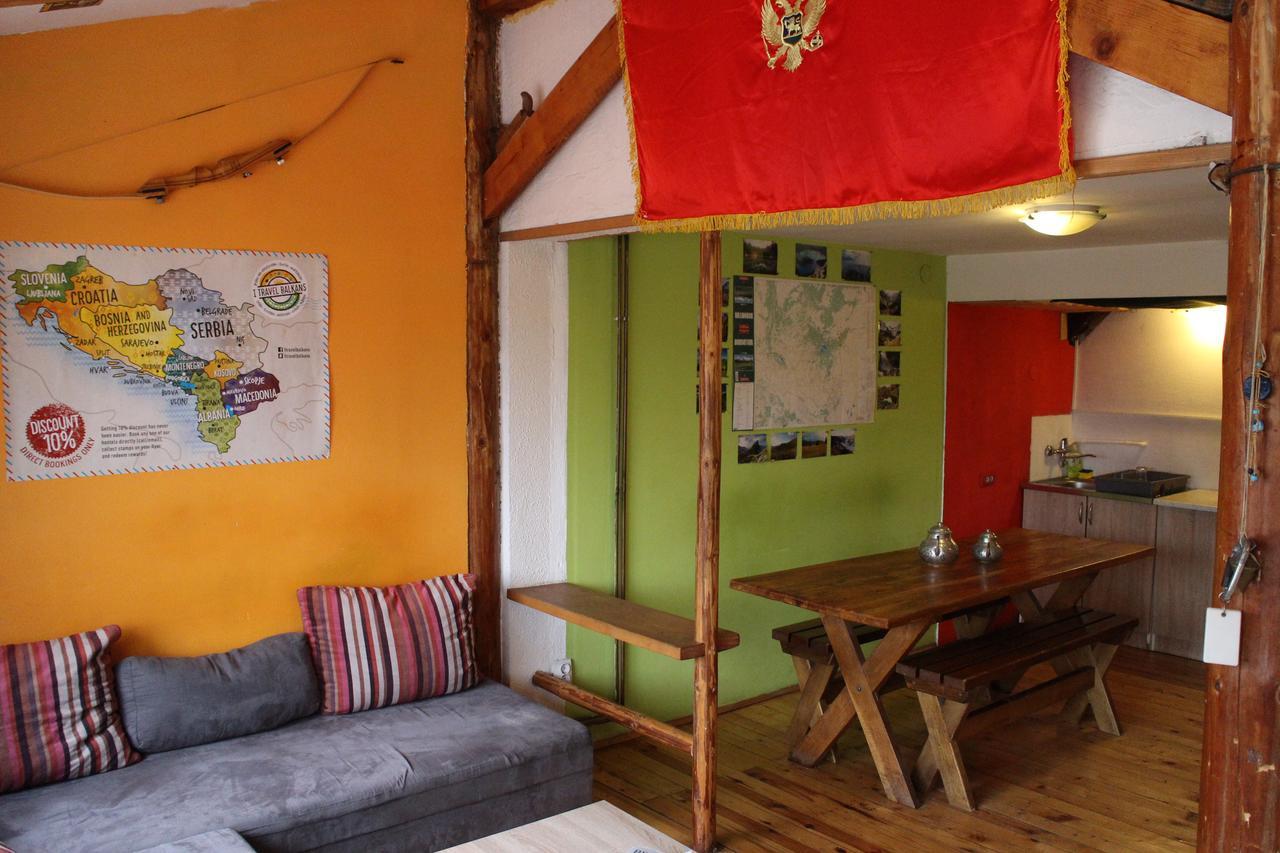 Hostel Hikers Den Žabljak Exterior foto